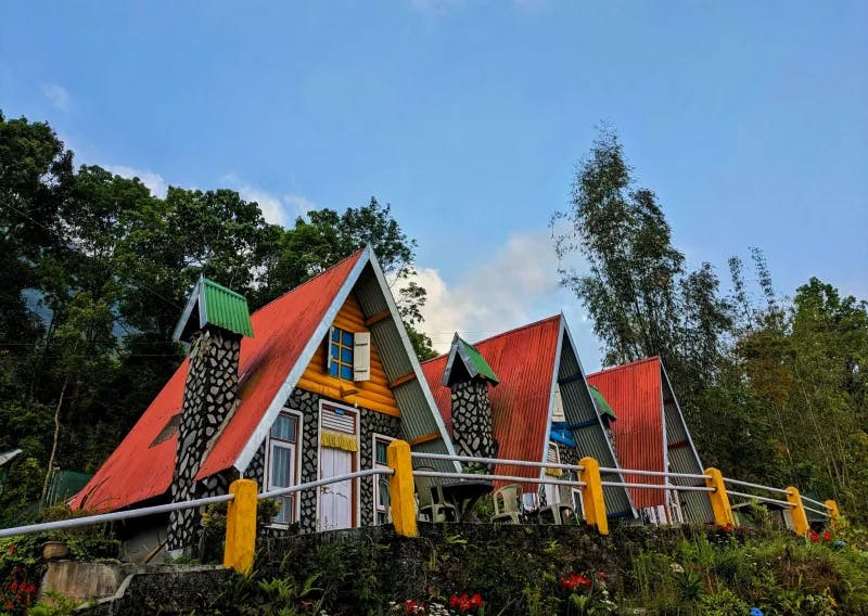 Beautiful huts at Pabong homestay 